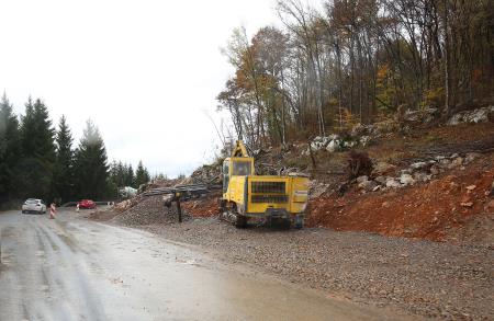 GRADNJA KOLESARSKE STEZE IN REKONSTRUKCIJA CESTE GRAHOVO BLOČICE 08 FOTO LJUBO VUKELIČ
